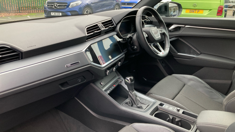 Audi Q3 35 TDI S Line 5dr S Tronic Diesel Estate